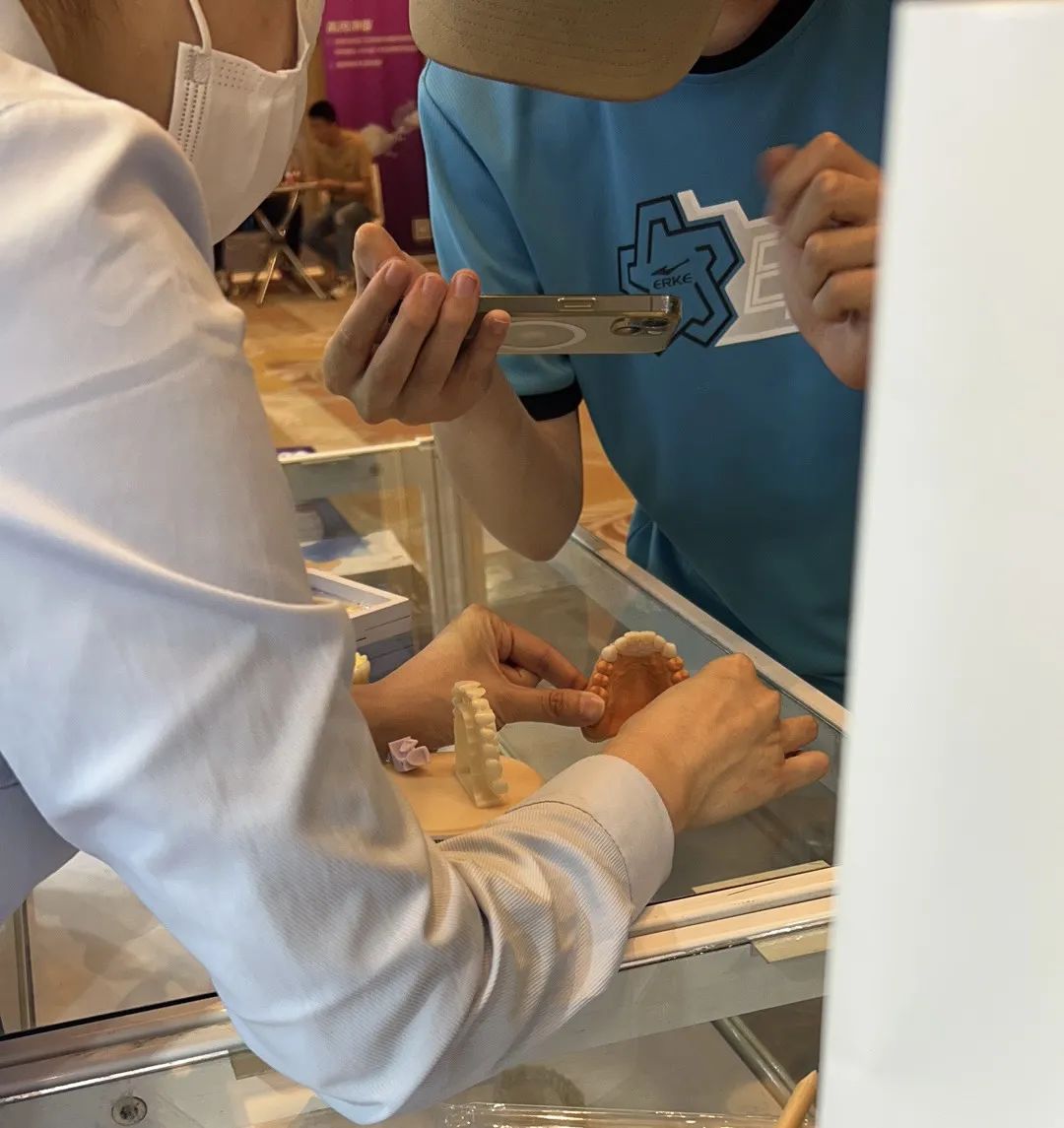 全國口腔修復(fù)年會|中航翔通助力賦能口腔美學(xué)修復(fù) 全國口腔修復(fù)年會|中航翔通助力賦能口腔美學(xué)修復(fù)